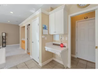 Photo #5: 484626092 Listing