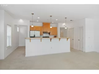 Photo #5: 485437073 Listing 