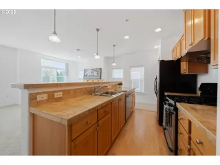 Photo #6: 485437073 Listing 