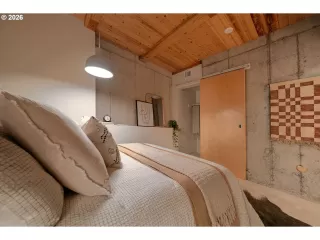 Photo #4: 485806506 Listing 