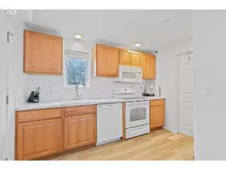 Photo #1: 485831136 Listing 