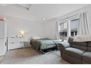 Photo #4: 485831136 Listing 