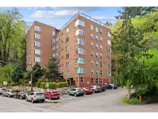 More Details about MLS # 486050212 : 1205 SW CARDINELL DR 102