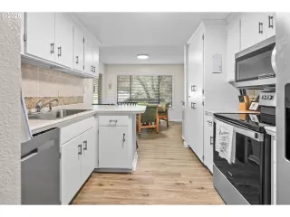 Photo #5: 486069121 Listing 