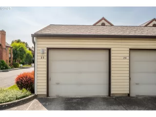 Photo #3: 486196322 Listing