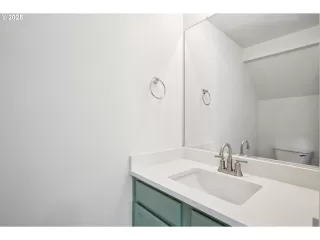 Photo #3: 486278939 Listing