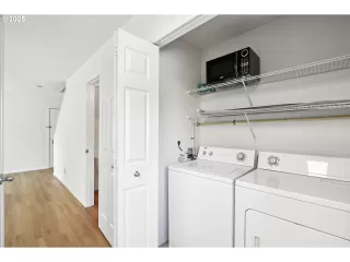 Photo #5: 486278939 Listing