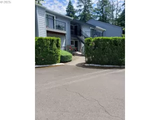 Photo #3: 486570631 Listing