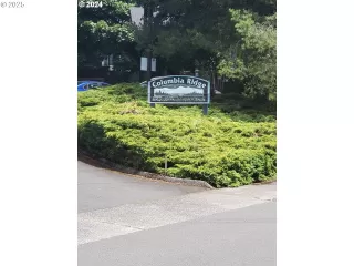 Photo #4: 486570631 Listing