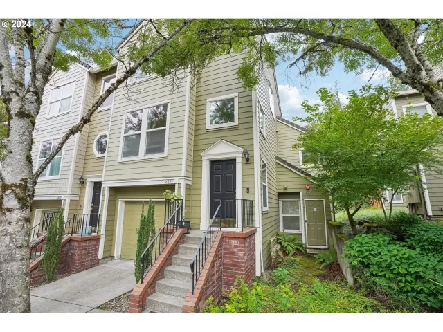 MLS: 486753107 Condo For Sale