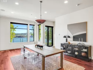 Photo #4: 487347373 Listing