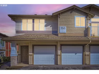 More Details about MLS # 487413251 : 1845 NE 101ST AVE 201