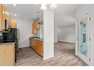 Photo #2: 488135312 Listing