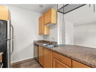 Photo #4: 488135312 Listing