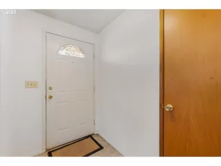 Photo #3: 488650744 Listing