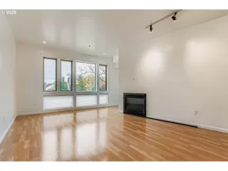 Photo #3: 489638197 Listing 