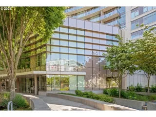 Photo #1: 490467039 Listing 