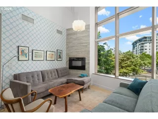 Photo #3: 490467039 Listing 