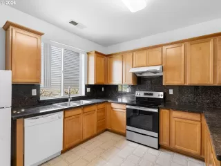Photo #1: 490735901 Listing 