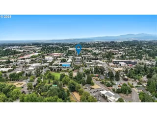 Photo #5: 490768335 Listing