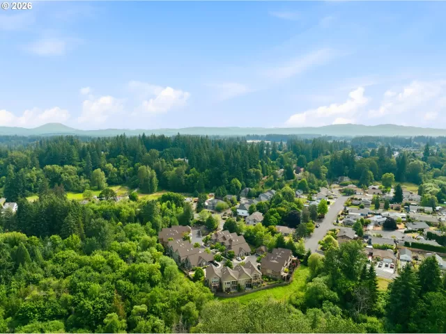 MLS: 491227101 Condo For Sale