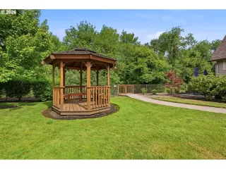 Photo #1: 491227101 Listing 