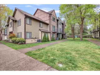 Photo #2: 491467584 Listing 