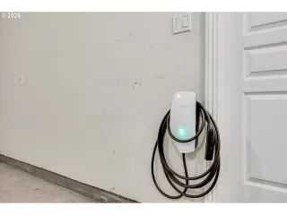 Photo #6: 491467584 Listing 