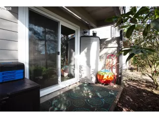 Photo #5: 492361548 Listing