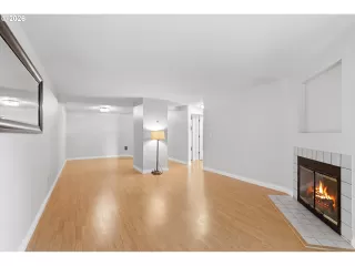 Photo #6: 492562503 Listing