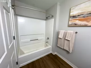 Photo #5: 493267348 Listing 