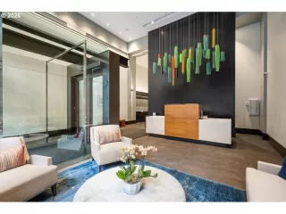 Photo #4: 493769587 Listing 