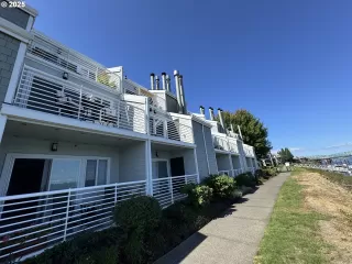 Photo #2: 494526849 Listing 