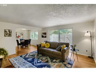 Photo #5: 494773926 Listing 