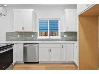 Photo #4: 494820532 Listing 