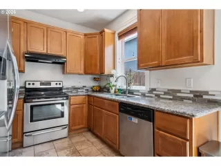 Photo #2: 495276039 Listing 