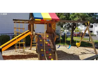 Photo #5: 495392870 Listing 