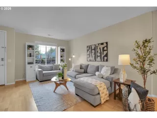 Photo #6: 496032624 Listing