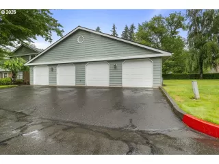 Photo #2: 496456395 Listing