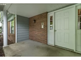 Photo #3: 496456395 Listing