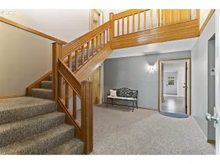 Photo #4: 496456395 Listing