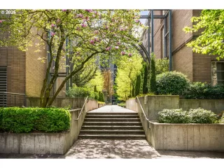 Photo #2: 496528187 Listing