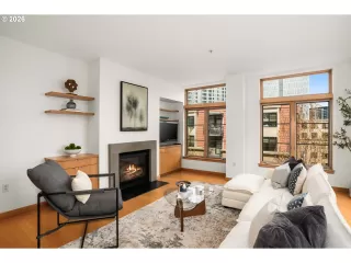 Photo #4: 496528187 Listing