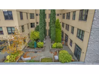 Photo #4: 496617111 Listing
