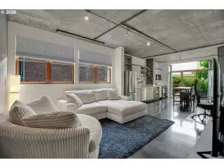 Photo #6: 496617111 Listing
