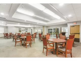 Photo #3: 497162127 Listing