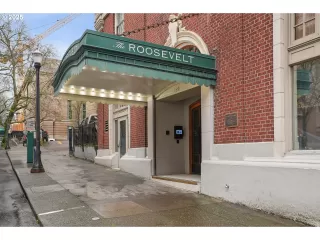 Photo #2: 497664765 Listing