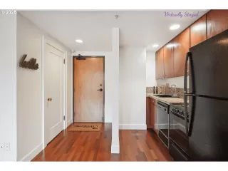 Photo #5: 497664765 Listing