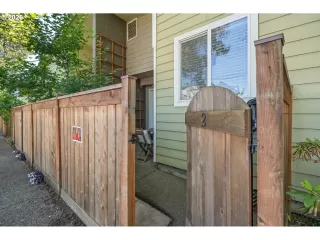 Photo #2: 498918963 Listing 