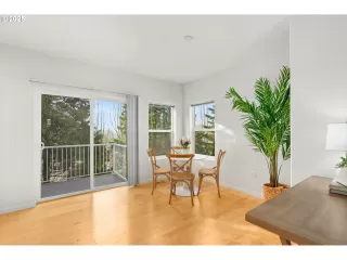 Photo #2: 499457798 Listing